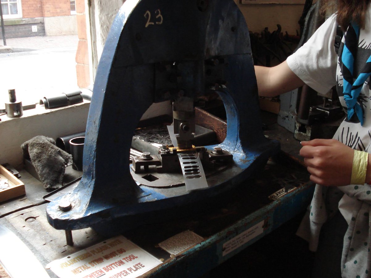 Catching up on a couple of days today, I've been busy visiting museums this week!
Day 17: Origin
How about the creation of a new pen? At the Pen Museum in Birmingham, getting to have a go at different steps of pen making
#Museum30