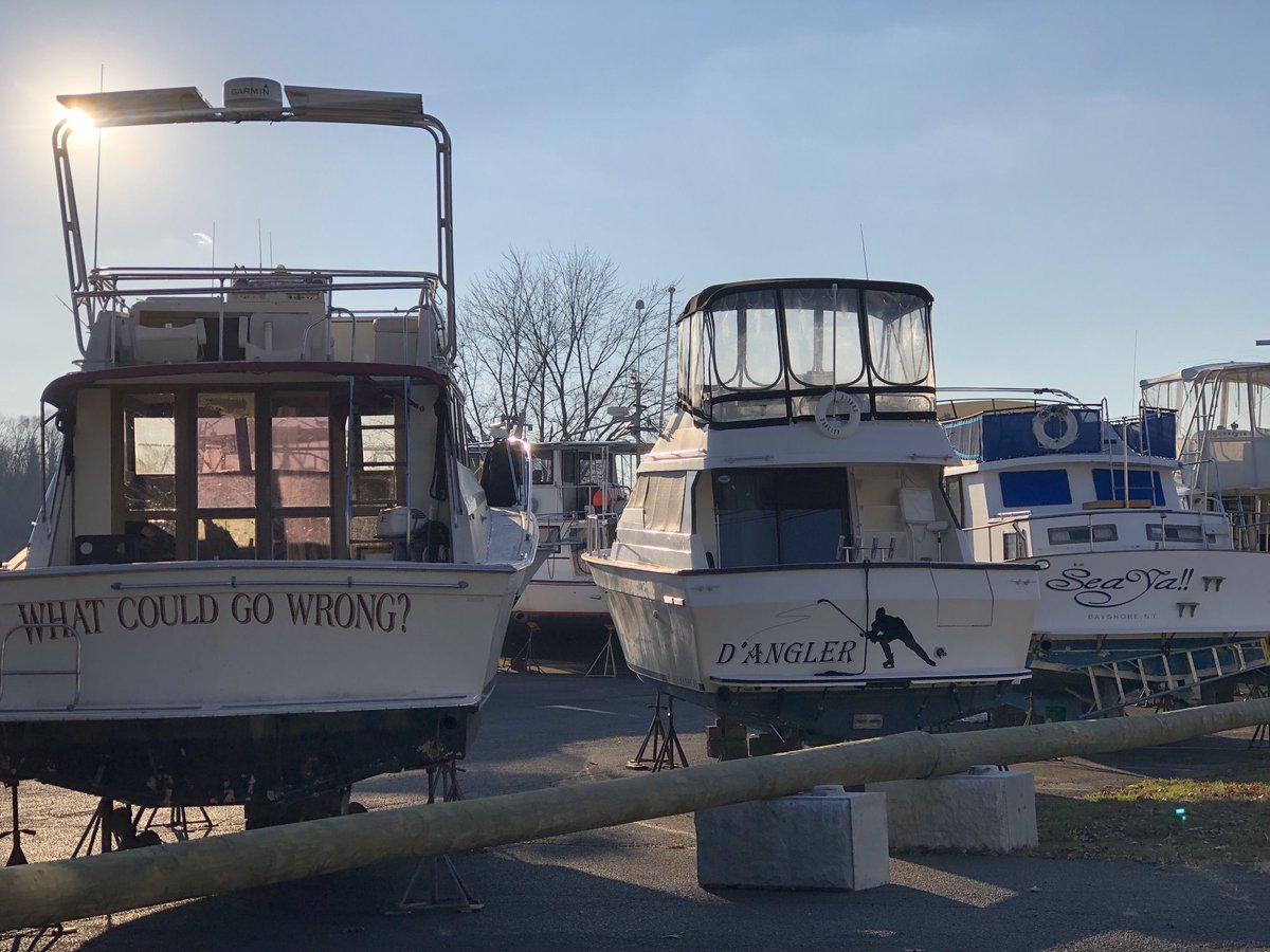 petermarteka's tweet photo. Always entertaining scenery on a run. #boatnames #Portland https://t.co/BKPNslGS57