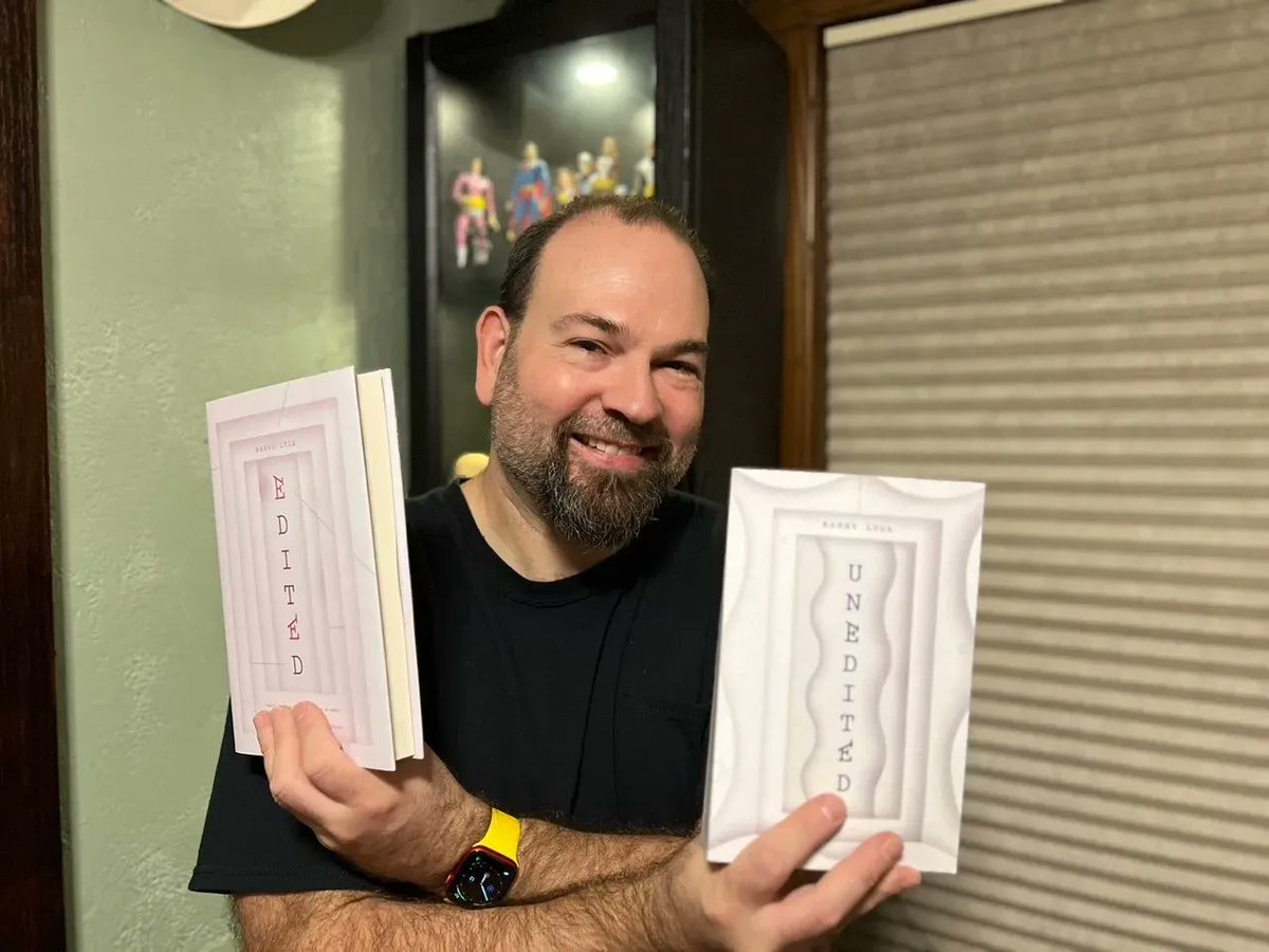 BlackstoneAudio's tweet photo. “Extremely well written…Lyga’s legions of fans will welcome his offbeat latest.”— @ALA_Booklist
Weaving a #YA yarn of metafiction, romance, and SciFi, #EDITEDBook by @nytimes bestselling author @barrylyga is available NOW in multiple formats!
📕https://t.co/fywoJlemnV https://t.co/dYNFe2Lvbf