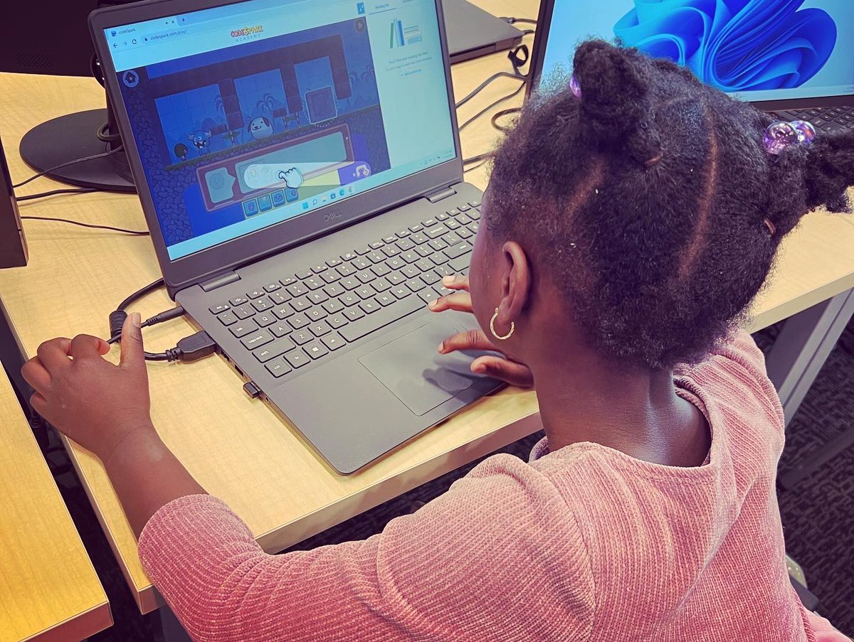 GirlsCodeIt tweet media