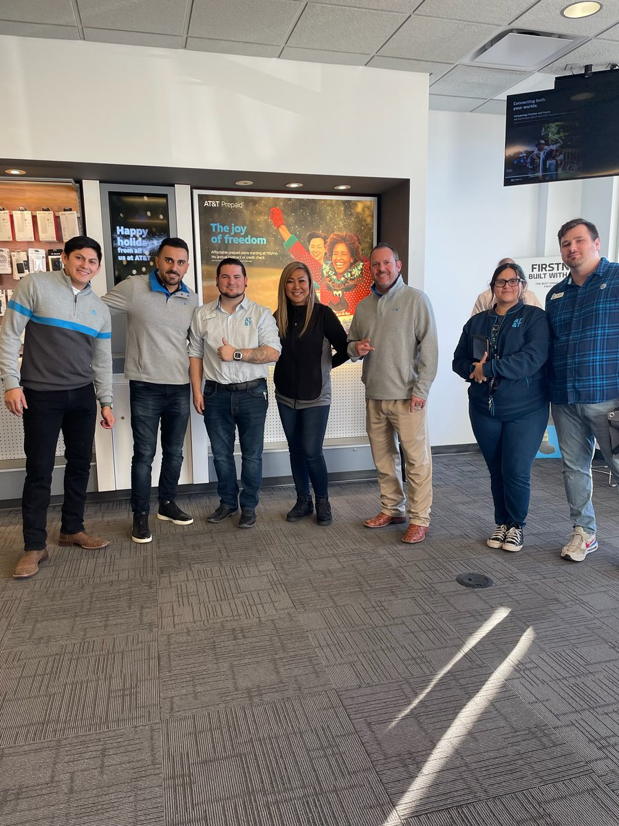 Jorden Mason (@jorden_mason) on Twitter photo Just shy of 7 years and finally got to meet a VPGM in person! Was NOT disappointed at all! Thanks <a href="/AlyssaMoore_12/">Alyssa Moore</a> <a href="/Farzad_Farokhi/">Farzad Farokhi</a> <a href="/p_coleman24/">P. Coleman</a> <a href="/sean_carraway2/">sean carraway</a> and <a href="/alexrivera2410/">Alexis Rivera</a> for coming to the store and showing some AT&T love! #WinAsOne #ATTLife <a href="/RogersTeam72/">Rogers Team π₯³</a> #PaintItBlue Just shy of 7 years and finally got to meet a VPGM in person! Was NOT disappointed at all! Thanks <a href="/AlyssaMoore_12/">Alyssa Moore</a> <a href="/Farzad_Farokhi/">Farzad Farokhi</a> <a href="/p_coleman24/">P. Coleman</a> <a href="/sean_carraway2/">sean carraway</a> and <a href="/alexrivera2410/">Alexis Rivera</a> for coming to the store and showing some AT&T love! #WinAsOne #ATTLife <a href="/RogersTeam72/">Rogers Team π₯³</a> #PaintItBlue