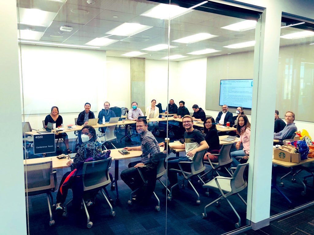Velazquez_Lab's tweet photo. Thank you @icjennikins and Chris Hahn @Livermore_Lab for leading our first 4C EFRC All Hands PI Meeting @UCIrvine. Exciting research on Capture and Conversion of CO2 by an awesome team! @doescience @UCDChem https://t.co/SFaGbUKDV5