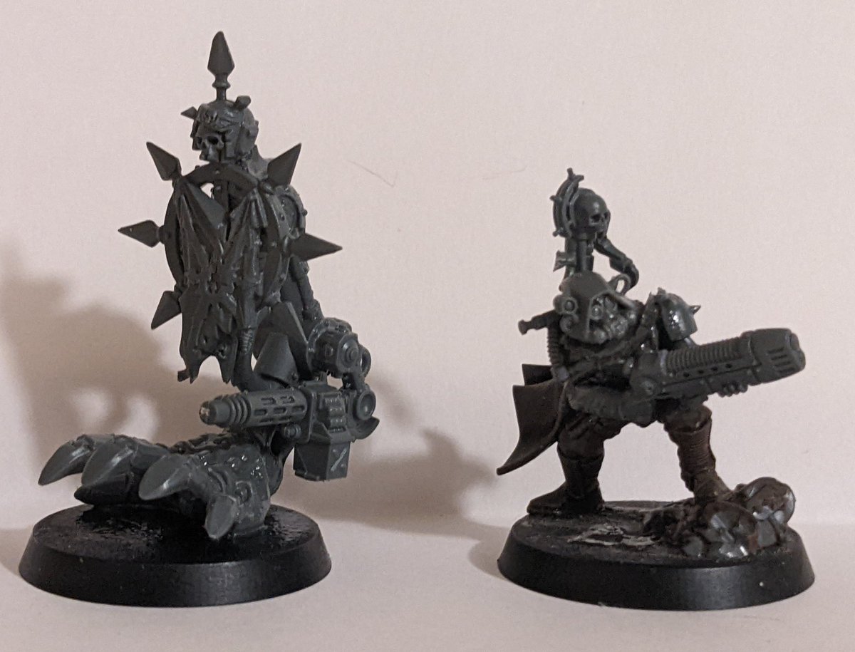 Teko_Muto's tweet photo. Legionaries KT in the works. Theming them to be associates or higher ups of my Blooded KT.

#killteam #WarhammerCommunity #legionaries #Chaos #kitbash https://t.co/b41imLrYwV