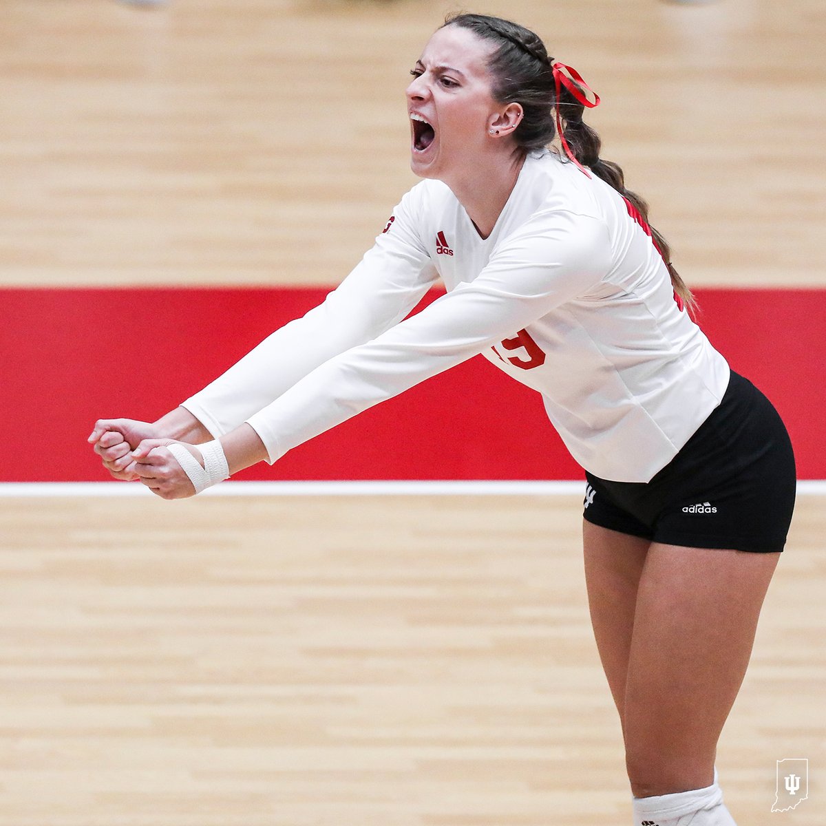 Battling the Buckeyes on Sunday 💨

First serve with No. 5 Ohio State at the Covelli Center tomorrow is 1:00 PM EST!