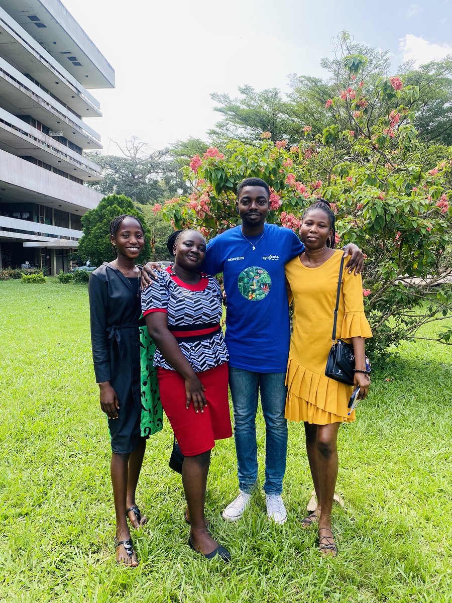 ekundayo_dami1's tweet photo. I am always fulfilled sharing knowledge on how to increase #food, tackling zero hunger with food security pillars. It's a loving moment today teaching on achieving zero hunger and good well-being (#SDG2&3) with the @IaasOau team. It's a collective role. Safe food give good health https://t.co/eKqzucmMay