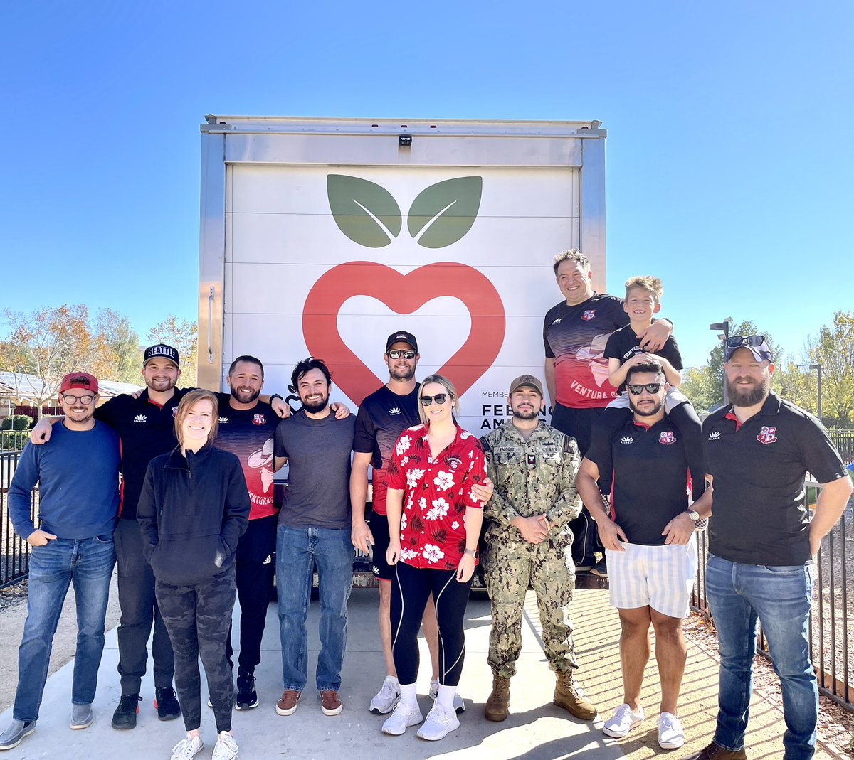 AdelanteConejo's tweet photo. Thank you volunteers and supporters for your help with our Free Marketplace #TOHS #SequoiaMiddleSchool #AssistanceLeagueConejoValley #FriendsTTLibrary #VenturaRugby https://t.co/SgiQnynEJ5