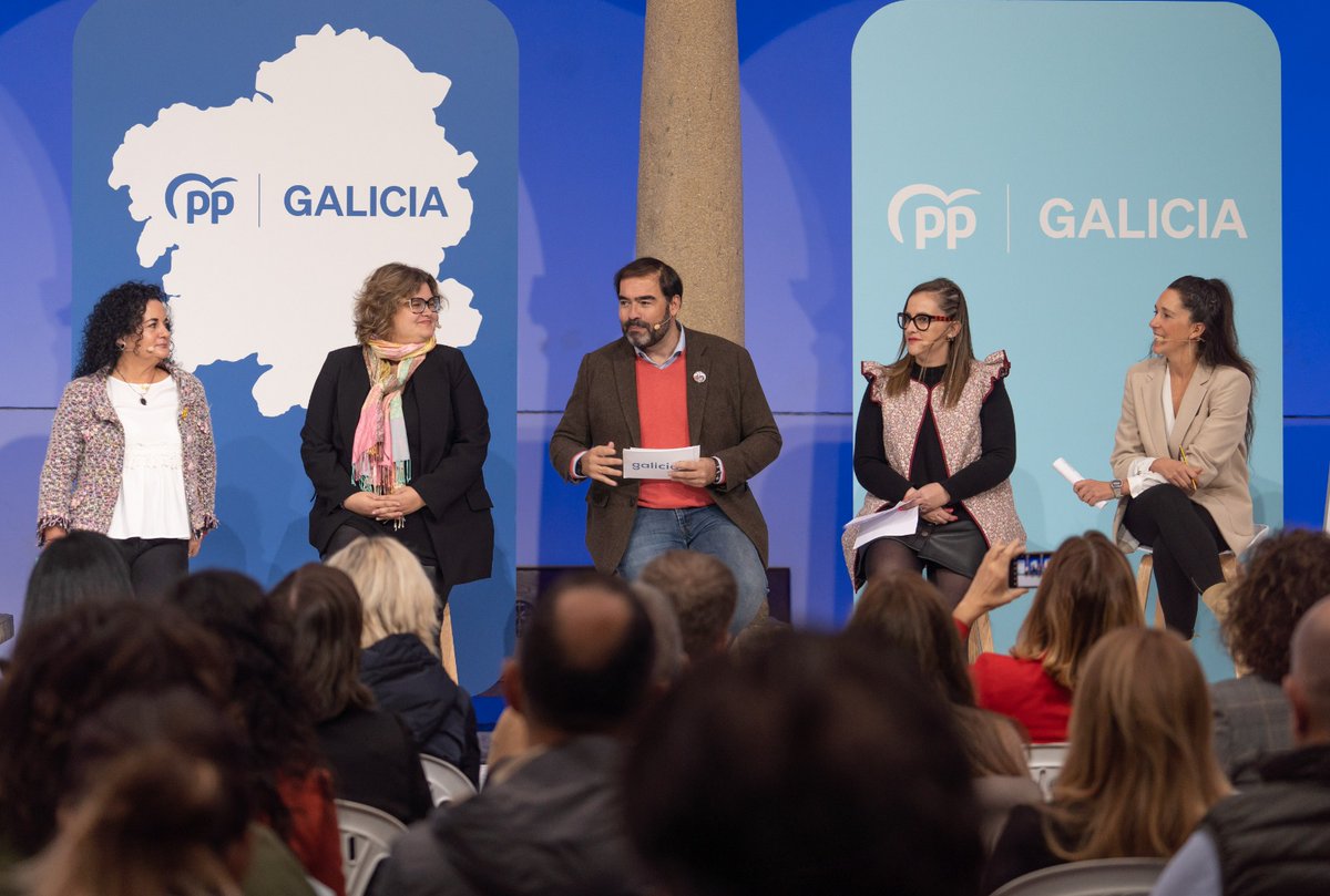 ppdegalicia's tweet photo. Mesa redonda sobre a Infancia. Modera: @pazos_alberto
Interveñen:
🗣️ Carmen Dourado, de #Acougo
🗣️ María Fernández, da casa niño de Leiro
🗣️ Dolores Gil, da Escola Pequerrechos, en Santiago
🗣️ Viví Suárez, inspectora e concelleira do PPFerrol
#SomosFamilia #SomosMaioría https://t.co/Q3jV6IwlpP