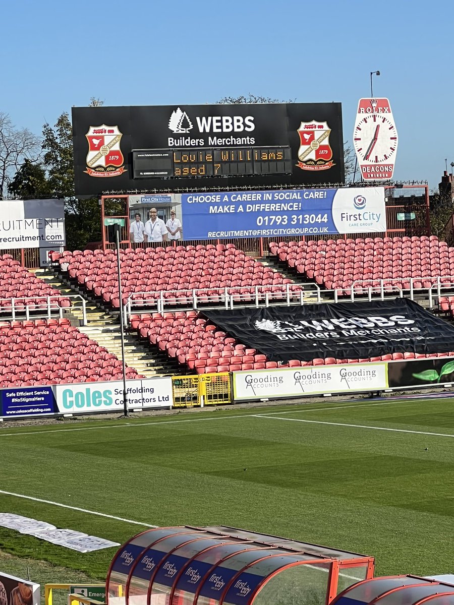 82aiden's tweet image. Amazing day for louie being the @Official_STFC mascot 
He loved walking out with @ronan_darcy 
@ImagineCruising