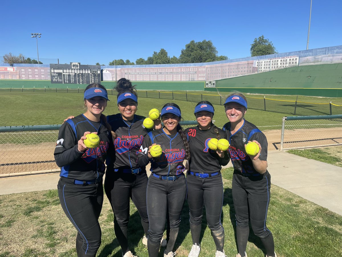 Corona Angels Howard on Twitter "7 Homeruns in 2 games between these