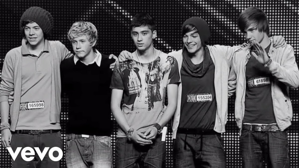 mrs_MSHPT's tweet image. WE COULD BE THE GREATEST TEAM THAT THE WORLD HAS EVER SEEN

I'm voting for #OneDirection "Story Of My Life" (2013) for #AMAsFanFavorite performance at the #AMAs