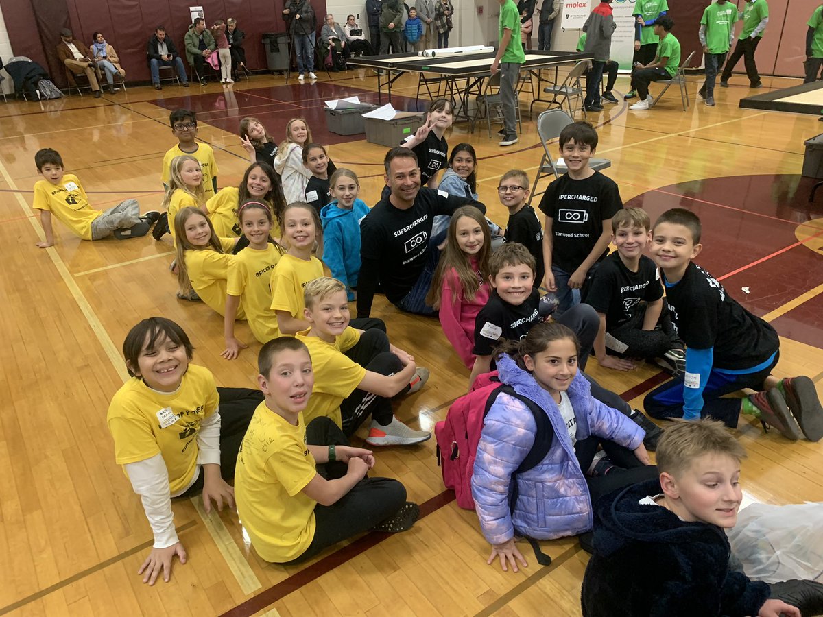 LangesMatt's tweet image. So proud of our @firstlegoleague teams! Our students were dedicated, innovative and encouraging throughout the competition. Thanks to @PositanoTeacher @MsGetzin @missiovinelli for developing future STEM leaders! #YouBelong #PartnersInGrowth