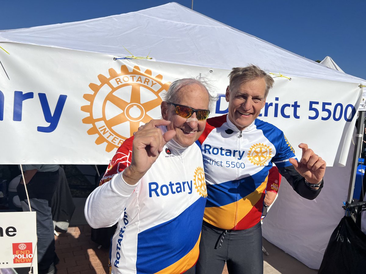 W/ Tucson Rotarian + past District Governor Ernie Montagne after ⁦<a href="/ElTourDeTucson/">El Tour de Tucson</a>⁩. At 84 Ernie is one of the oldest riders+ successfully completed the 32 mile ride after having serious surgery last year. A great supporter of Rotary’s efforts to raise money to #endpolio