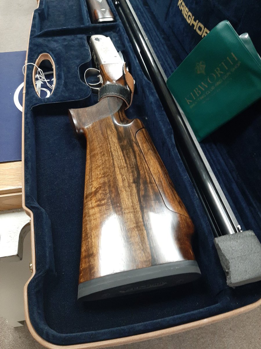 New stock finished. Really happy with the fit. 160 cartridges and no sign of a trigger flinch yet. Looking forward to getting comfortable with it over the winter in advance of the competition season.