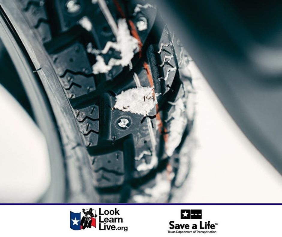 #RiderTip: Cold weather means colder tires and limited traction. As the temperature drops, keep in mind that controlling your ride may become more difficult. #LookLearnLive #Motorcycles
