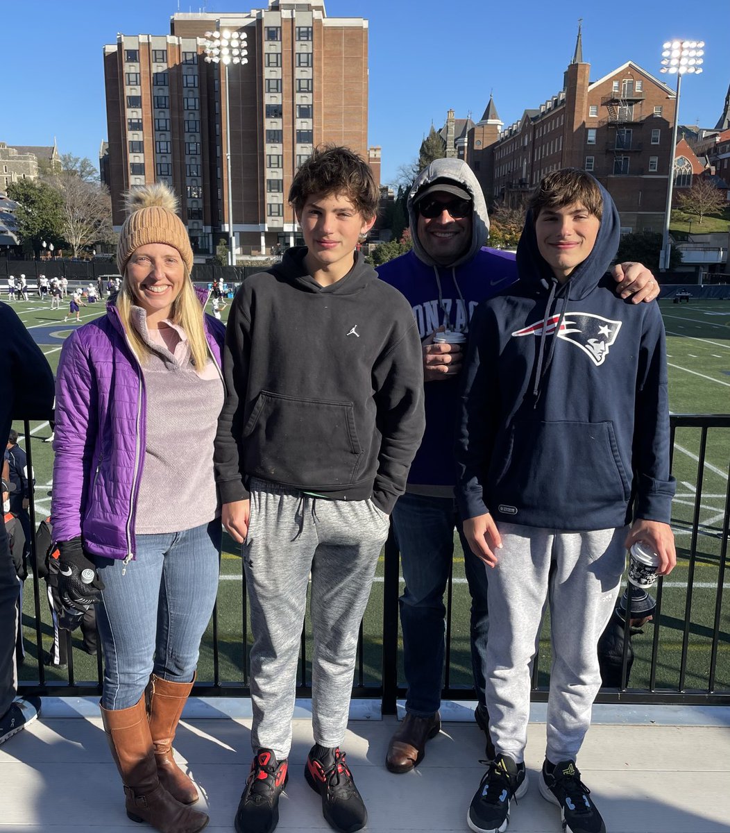 craigcookson's tweet photo. Saturday break from #plasticssustainability to watch the ⁦@HCrossFB⁩ team beat Georgetown to go 11-0 for the first time since 1991. On to the FCS playoffs. ⁦@holy_cross⁩ #GoCrossGo https://t.co/dwf2TI6lGn