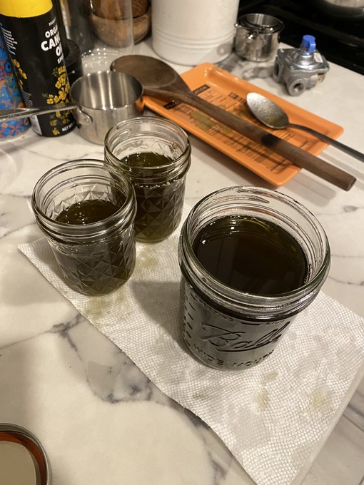 did some thanksgiving prep today https://t.co/mBH1QQNw8M