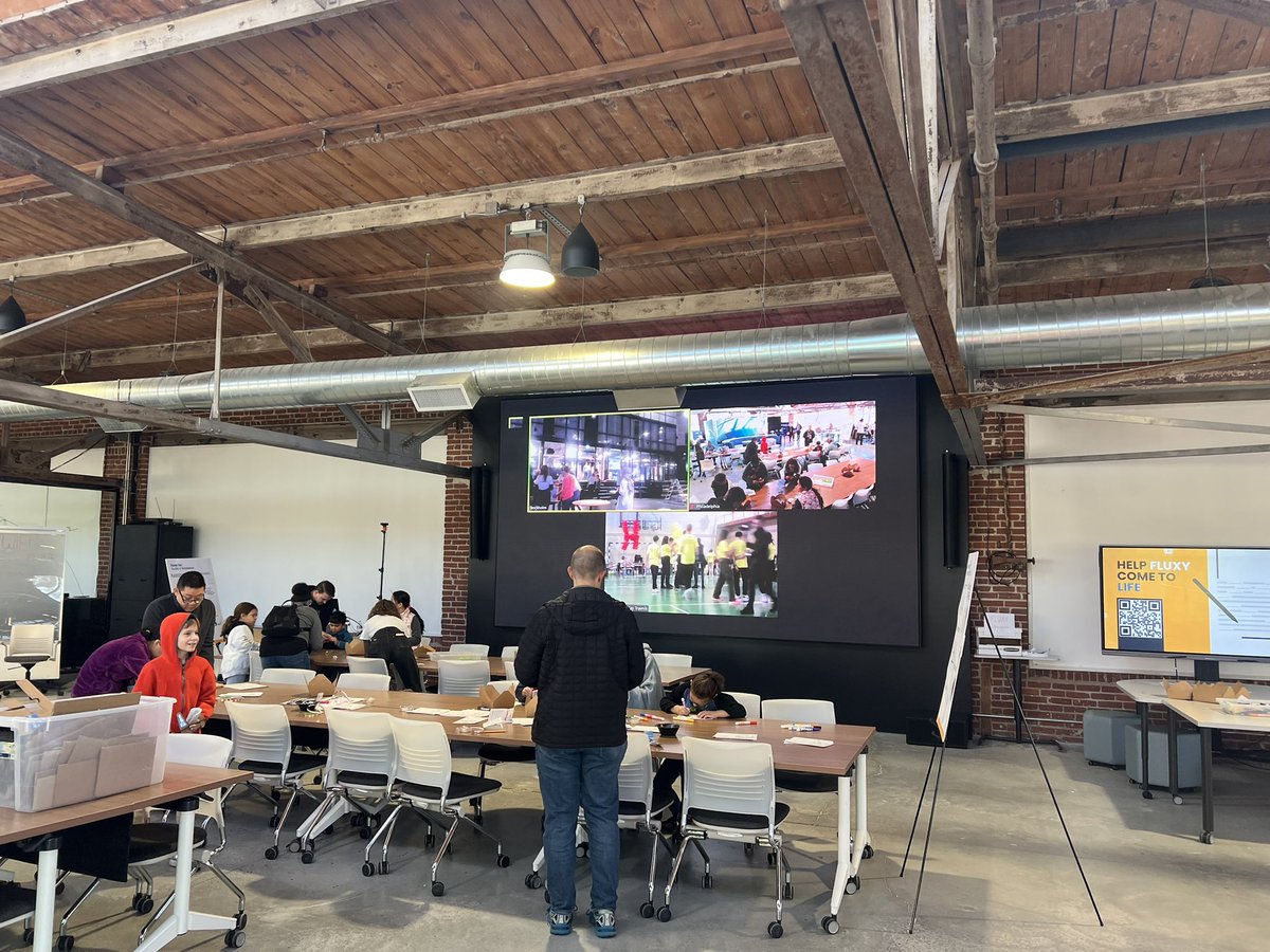 A big thank you to the <a href="/FluxSpace_io/">Fluxspace</a> team for hosting an awesome event to celebrate #KidsHackDay! <a href="/IglooVision/">Igloo Vision</a> = Instant smiles from my helicopter loving toddler!