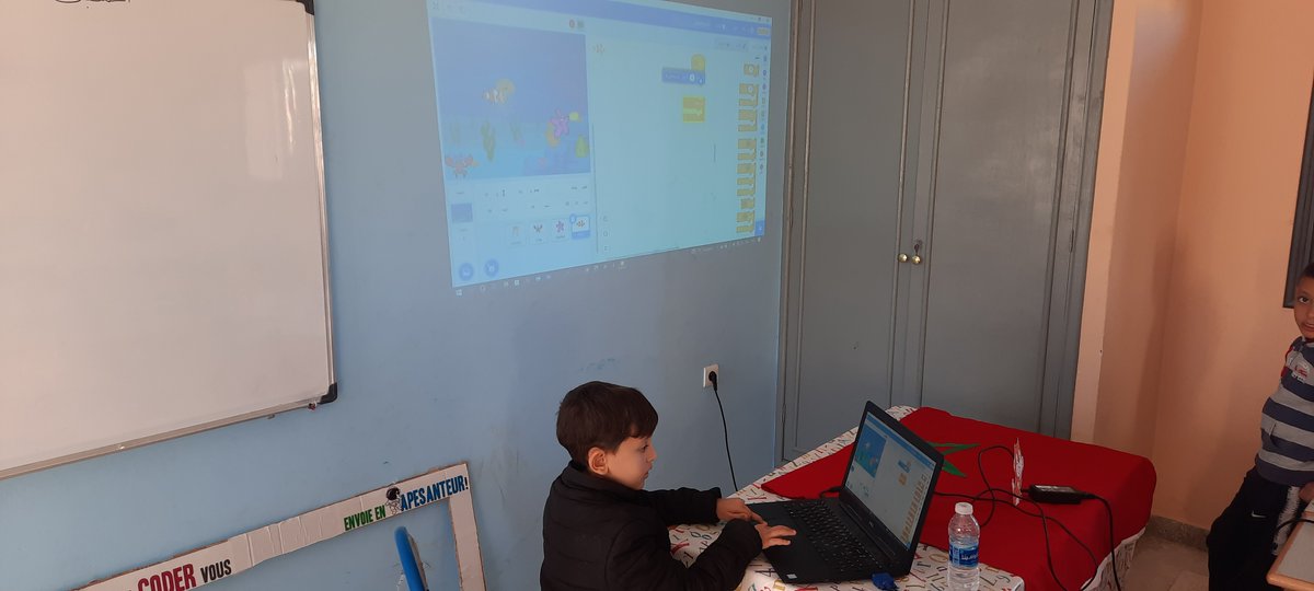 ecolemabh's tweet photo. نظم النادي التكنولوجي في مدرسة @ecolemabh تحت إشراف الاستاذ @ELBALGHITIANAS ورشة حول @scratch
 #Boumia DP  #Midelt @Azyz_Harmouche @ilhamlaaziz @taalimtice @MarocEducation @MicrosoftEDU
#ACW2022 #Africacodeweek @sap4good @AnthonySalcito @AchaouiHind @AcwMaroc @AfricaCodeWeek https://t.co/69CJi5zT83