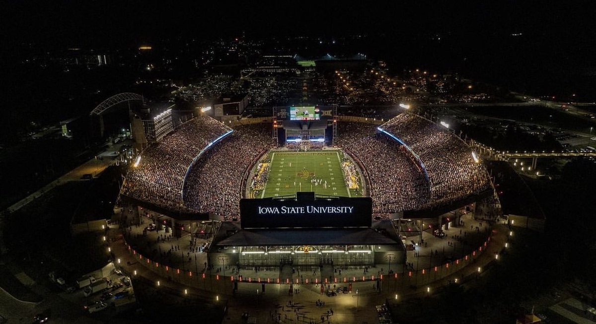 connor_moberly's tweet photo. After an amazing conversation with @ISUMattCampbell I am blessed and honored to receive my 2nd D1 offer to play football at Iowa State University!! @DerekHoodjer @CoachJGordo @sep_football @InnovativeAthl https://t.co/2glBGfLA0D