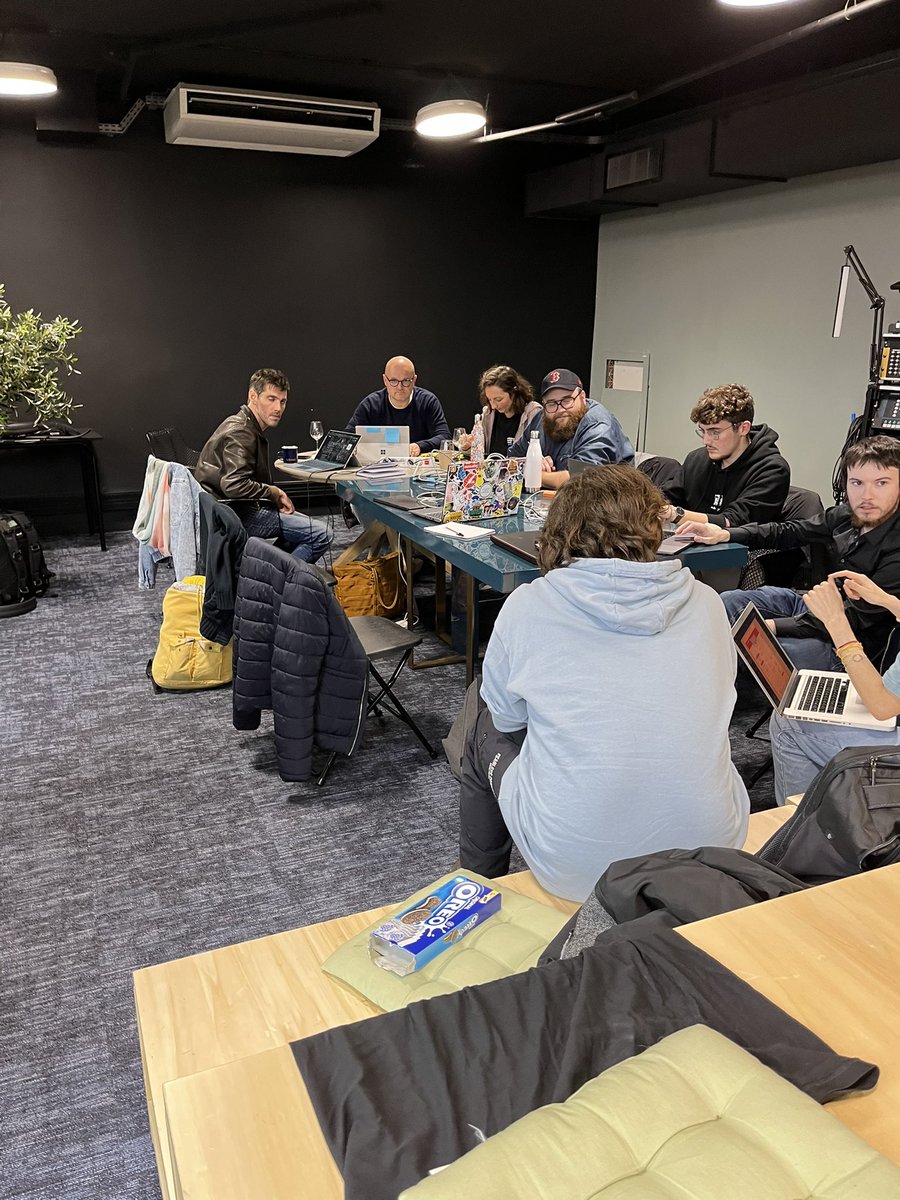 Startup Weekend Nantes tweet media