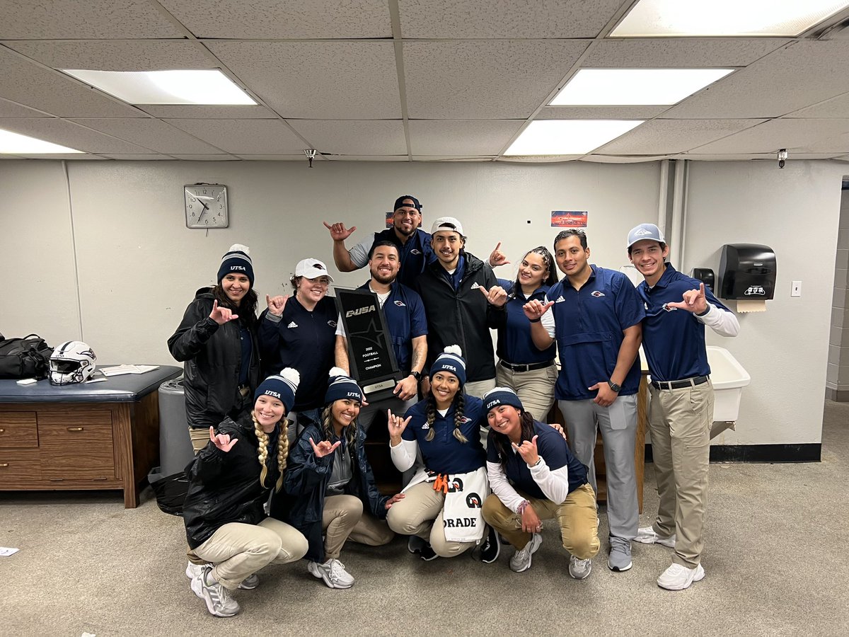 Sam_Hino22's tweet image. This don’t come easy, thankful for the family in this picture and for the opportunity to lead and learn every day. Job ain’t finished, we got the REAL championship game Dec. 2nd at the Alamodome #PackTheDome #ServantFirst