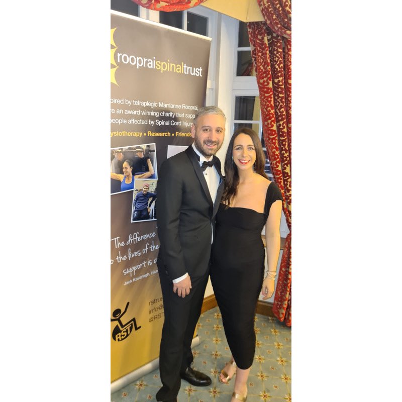 Natalie Fox (Churney) tweet media