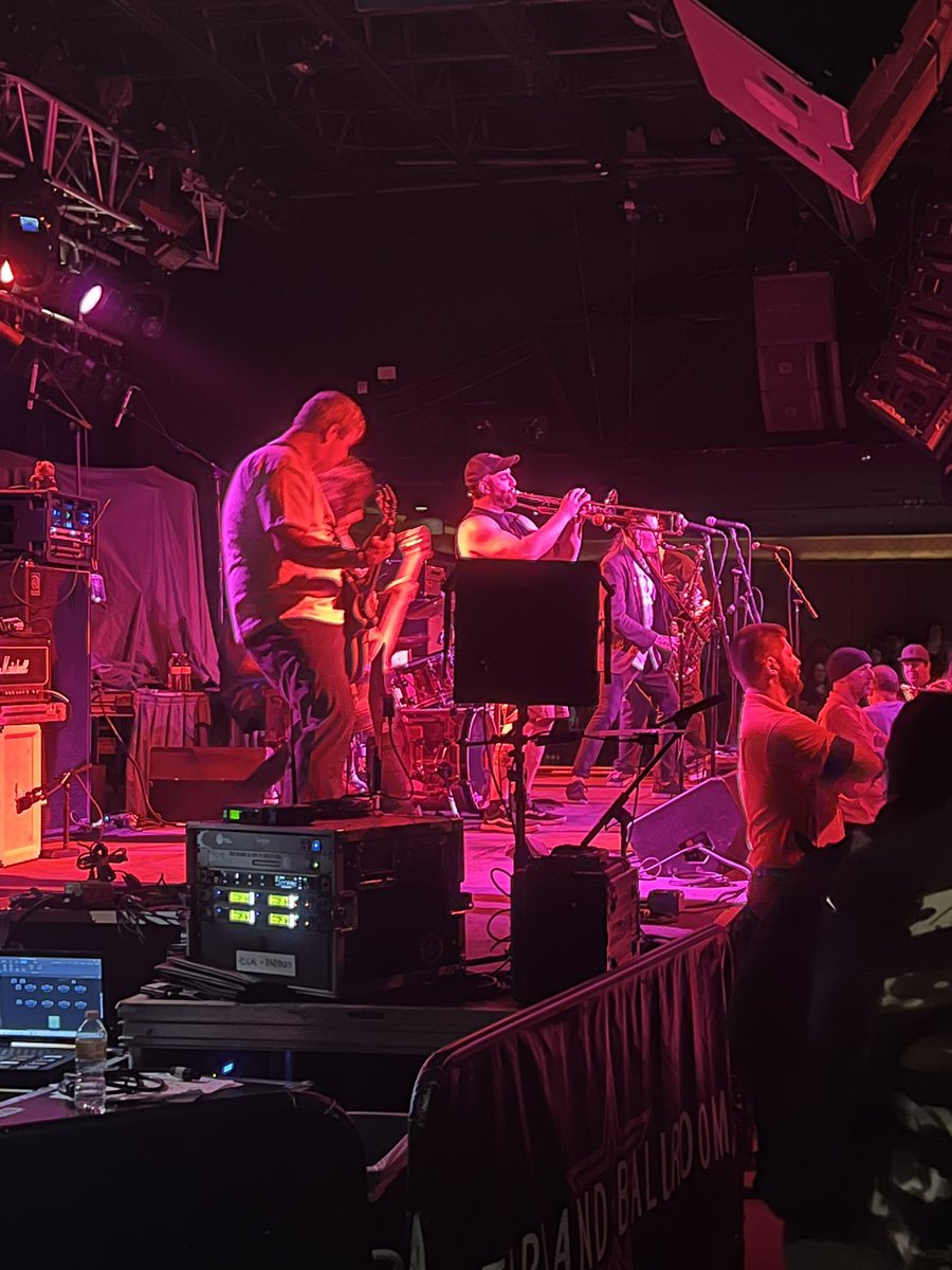 PopPunkDD's tweet image. Skanksgiving at @starlandNJ 🤘🏻