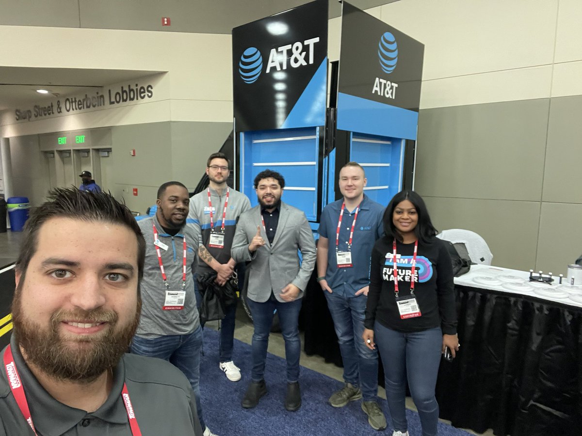 And that’s a wrap! We put a #ATT & #FirstNet footprint on the @AmericanTowman convention! @Life_at_TWE making an impact to Tow Drivers across the nation by sharing our products and services! Love doing this with the team!!! Until next time! 🧱