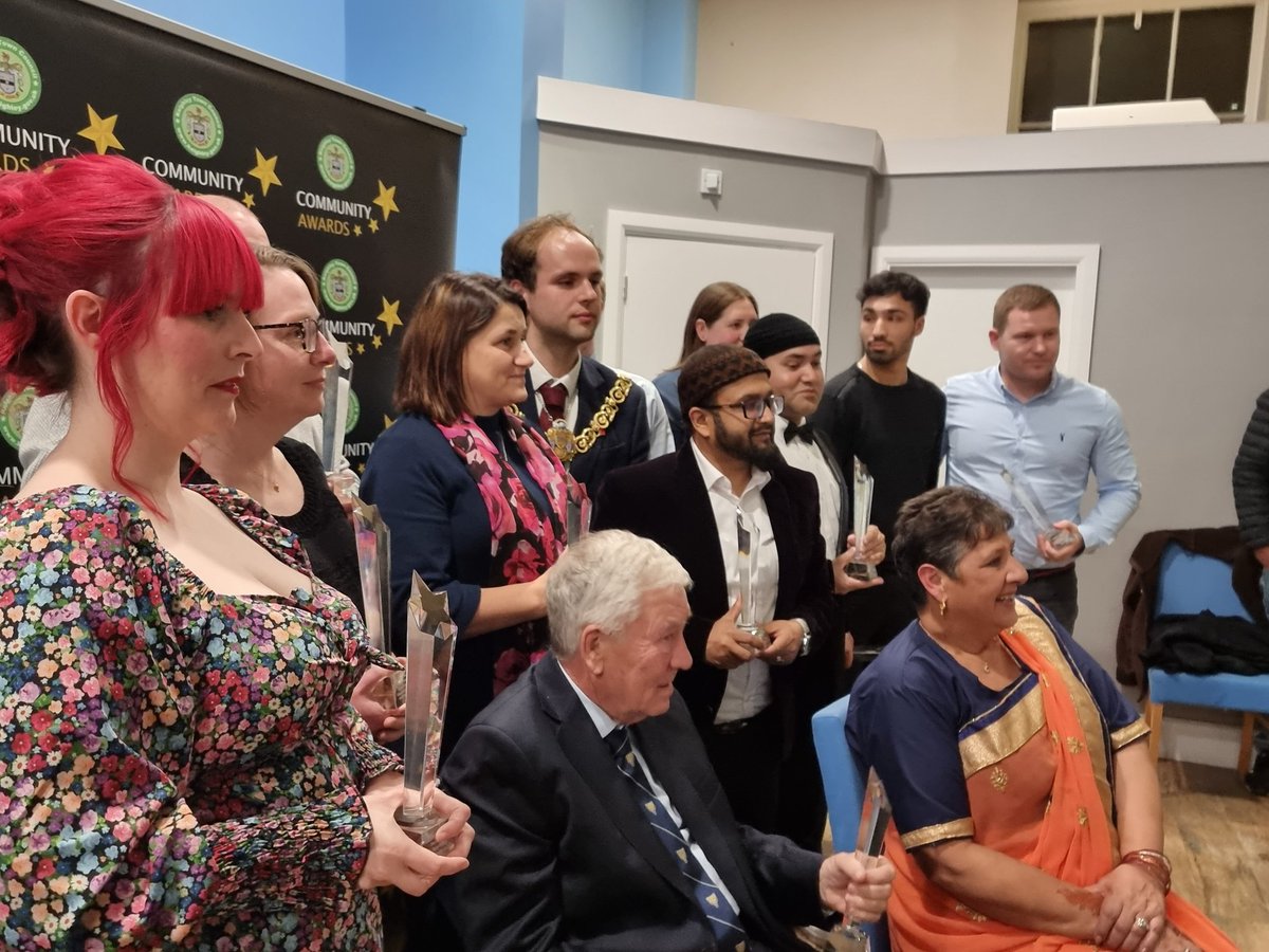 Good Shepherd Centre (@thegoodshepher9) on Twitter photo Keighley Community Awards 2022
Amazing evening with some fantastic people.
It was a privilege to represent The Good Shepherd Centre at the Awards Ceremony. Thank you to all our volunteers and helpers as they have all made a difference.😘🤩
<a href="/Mahmood92308373/">Mahmood Mohammed</a>
<a href="/KlyAreaOffice/">Keighley People Can</a> Keighley Community Awards 2022
Amazing evening with some fantastic people.
It was a privilege to represent The Good Shepherd Centre at the Awards Ceremony. Thank you to all our volunteers and helpers as they have all made a difference.😘🤩
<a href="/Mahmood92308373/">Mahmood Mohammed</a>
<a href="/KlyAreaOffice/">Keighley People Can</a>