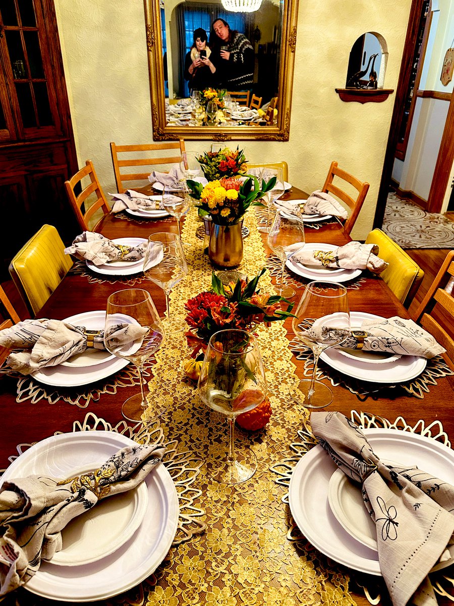 So happy to be alive after my pretty dire hospital stay a couple of weeks ago, and even happier to be able to join my friends for this year’s Friendsgiving. <a href="/mr_ian/">Ian 🌹</a> <a href="/MegWhatevermeg/">Meh</a>