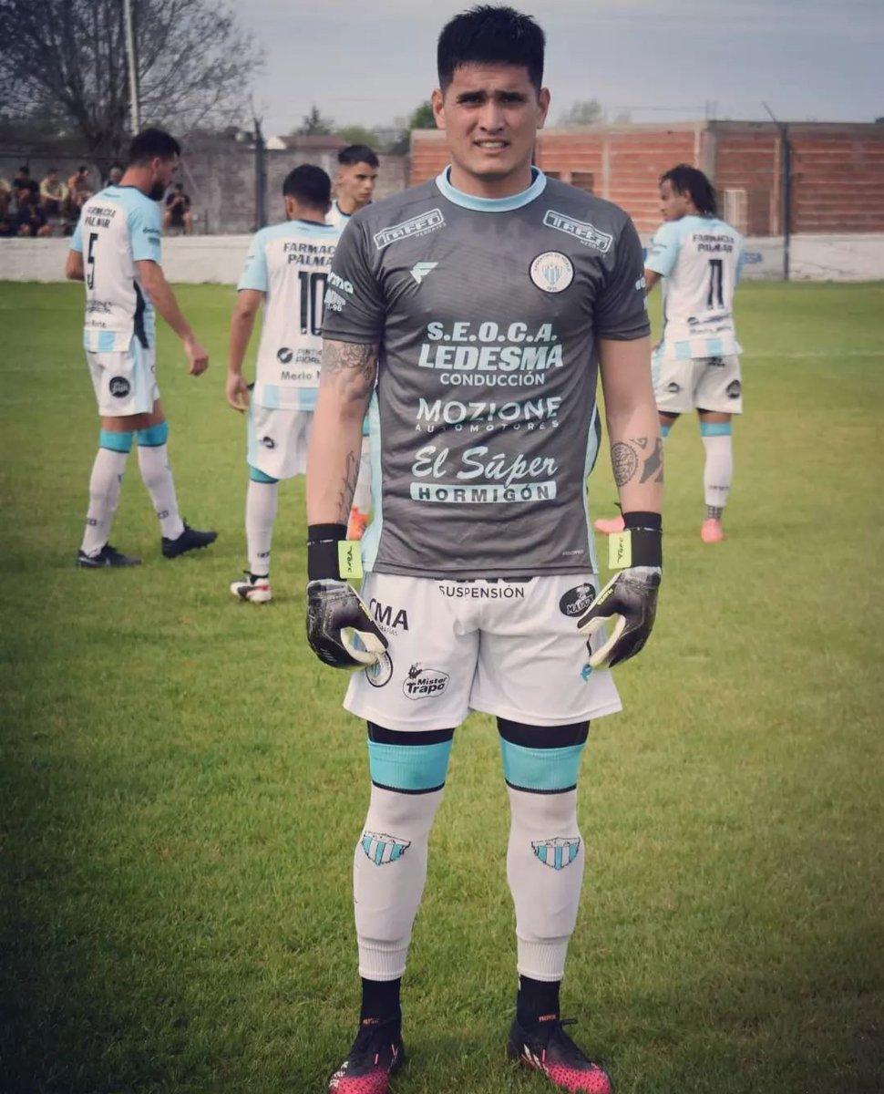 Recuerdo rojinegro

Desde la Agrupación Rojinegra, recordamos y felicitamos al arquero Germán Oviedo, surgido de las inferiores de Defe, que hace instantes ascendió a la Primera B Metropolitana vistiendo la camiseta de Argentino de Merlo.

Felicitaciones @oviedo_ger 🔴⚫🔴