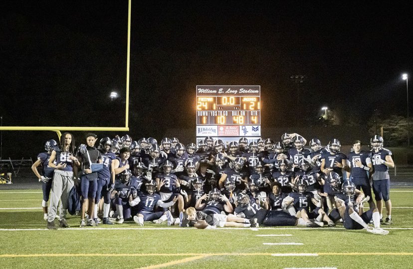 ejonnamove's tweet photo. Gave them everything I had, love this team to death. This was a special group and im going to miss these fellas❤️. https://t.co/nvTU3JFVKQ