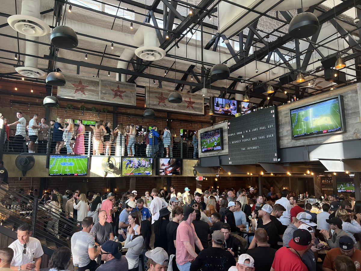 Barstool Scottsdale on Twitter "Got right back into it today"