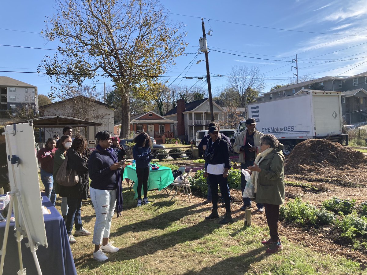 Thank you to @hwg_atl for hosting us at your amazing #community #garden today! Our first physical soilSHOP since #COVID19!!
