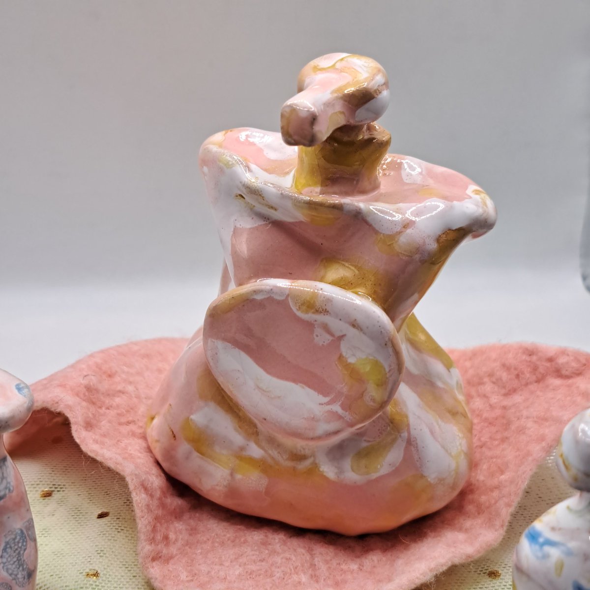 Soapy bottles and more in my shop🧼  etsy.com/au/shop/lottie… #christmasgiftideas #Cambridge #housegift #EtsySeller #shopsmall #ceramics #maker #handsoap #care #washyourhands #presents #giftsforall