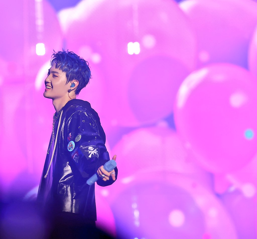 MAKER_0807's tweet photo. #도영 #DOYOUNG
#TREASURE #트레저
#HELLO #2022CONCERT
221112 꺼내본다 내 추억통통 ♡ https://t.co/fSnAKg7Kzb
