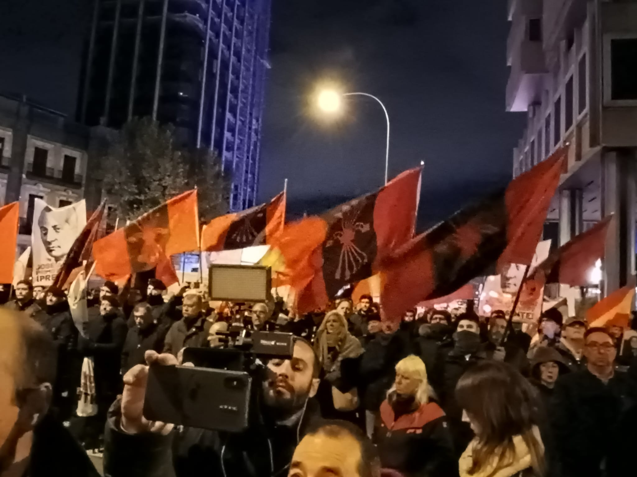 La Falange on Twitter