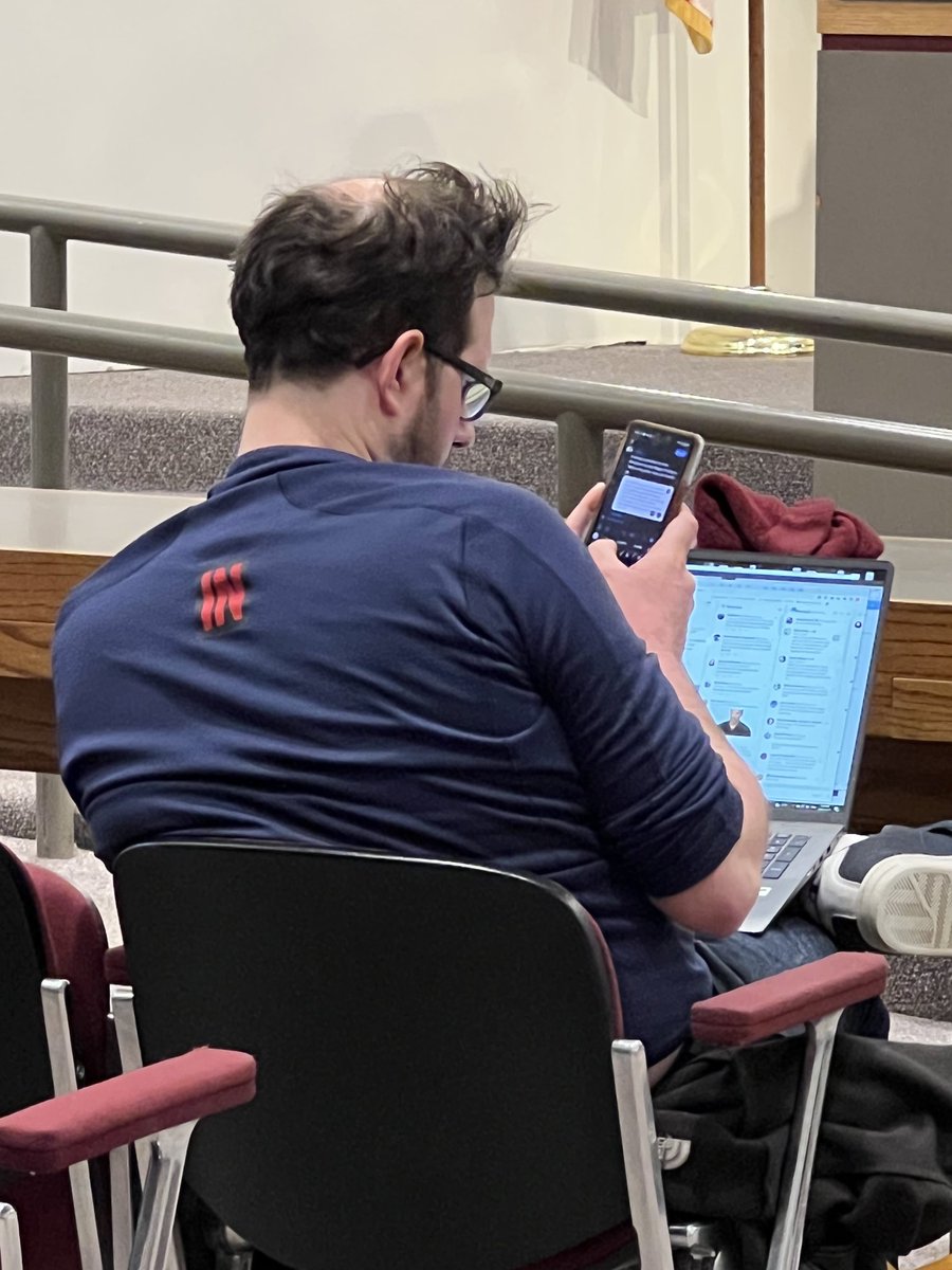 ⁦<a href="/danielwinlander/">Daniel Walters</a>⁩ multi-tasking at tonight’s council meeting 😎