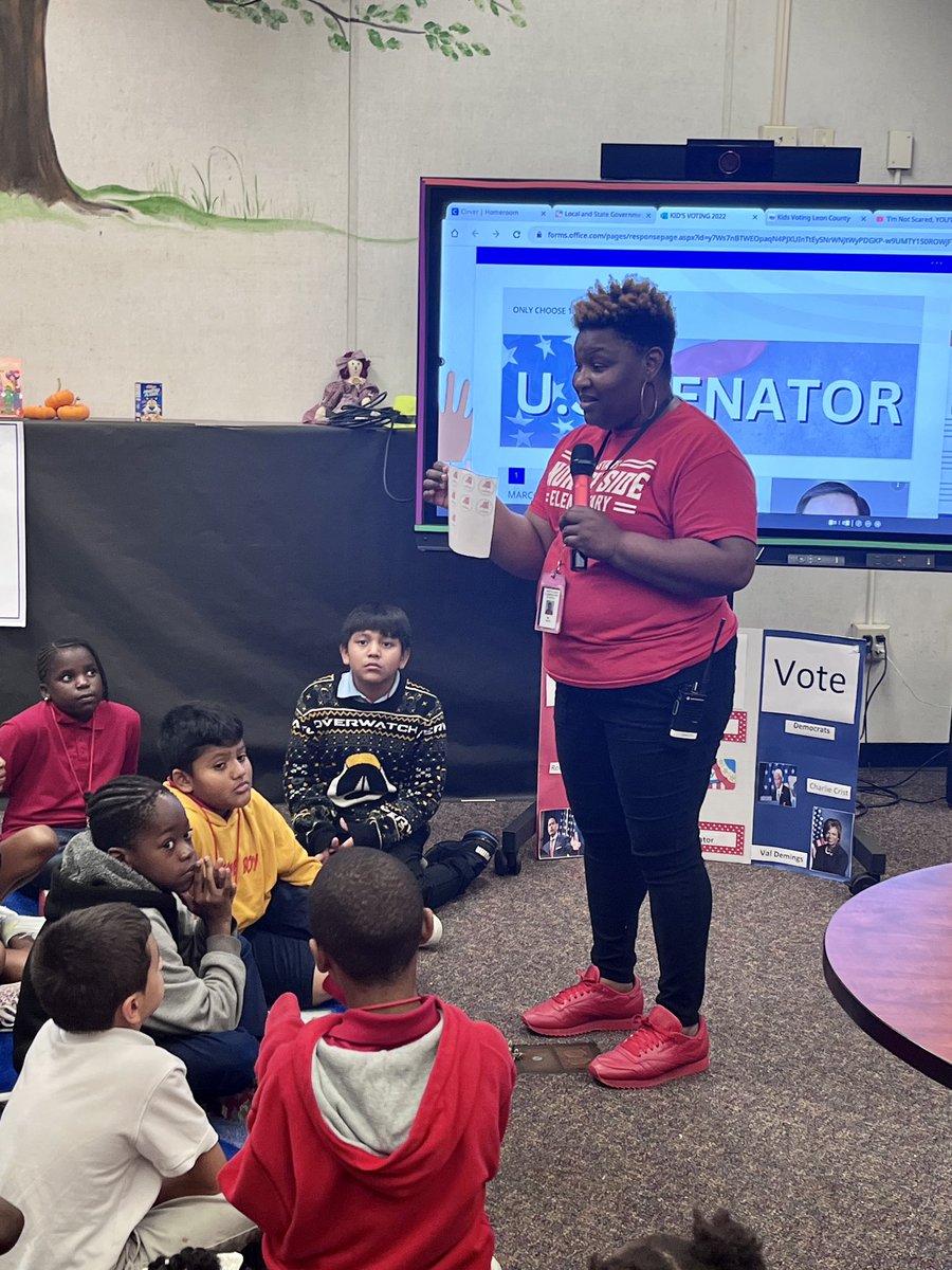 HeilangePorcena's tweet photo. NSE students learned about voting today. Our TOY, Ms. Smith led the charge! @BcpsCentral_ @NorthSideNSE #kidsvoting #Vote https://t.co/6JXEa0jWwm