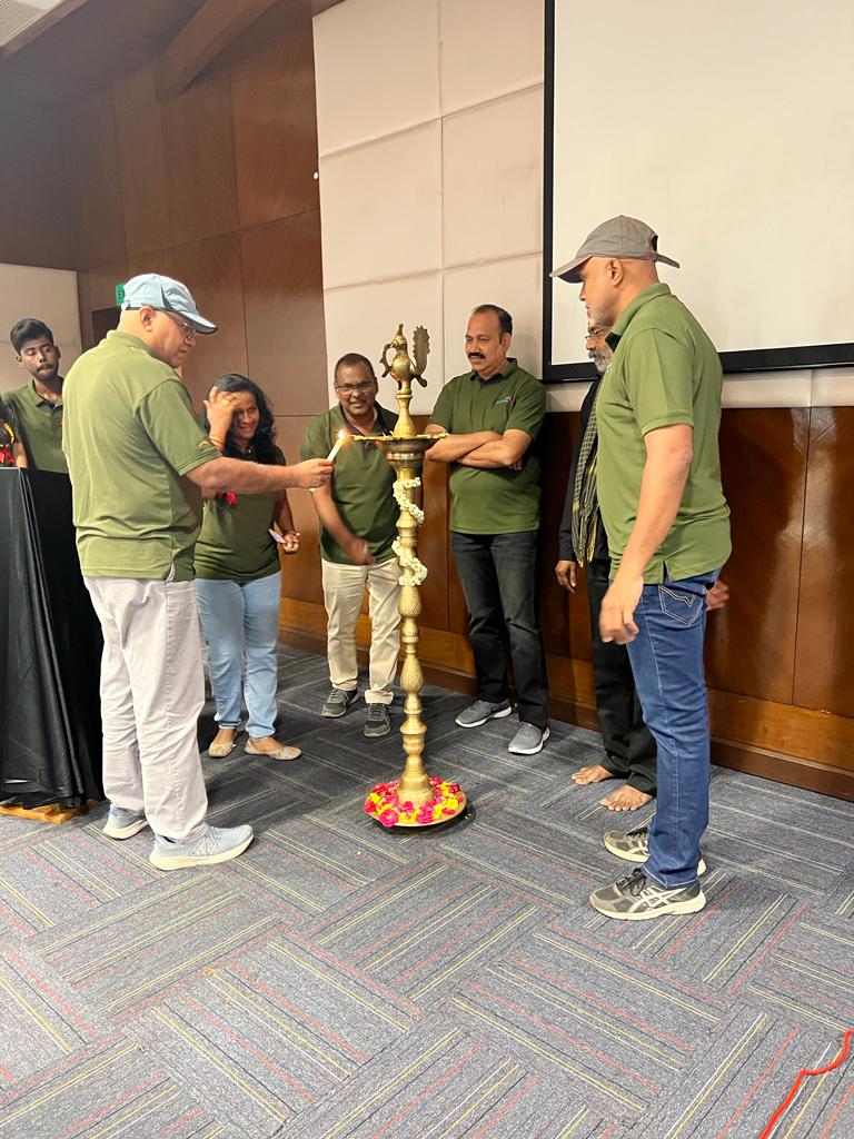 AppShark tweet media