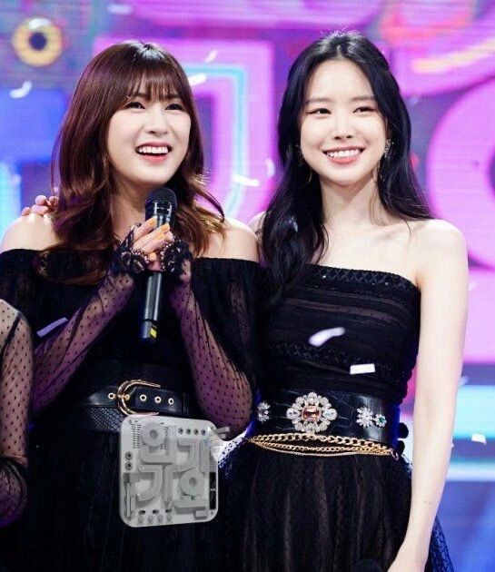 doebrinas's tweet image. leave me alone..