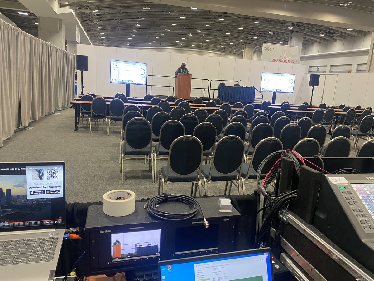 CristiLlorente's tweet photo. Honored to debrief these exceptional posters with my co-moderator #RebenRaeman

Β-catenin and mTORC1 in liver regeneration #ShikaiHu #PMonga

Hep. Vit D Receptor as a nutrient sensor #ScottFreeburg #WGoessling 

Acot12 NAFLD #MarianaAcuna #DCohen     

Ductal Organoid #Jli #TLM22 https://t.co/tPnfMTZ25d
