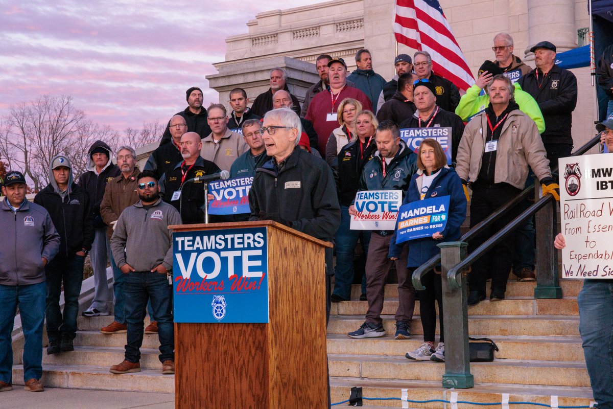 Tony4WI's tweet image. I'm fighting for a Wisconsin that supports future generations. From investing in our schools and apprenticeship programs to fighting for clean water and abortion rights, we're going to keep doing the right thing. I'm proud to rally with @Teamsters in Madison before Election Day!