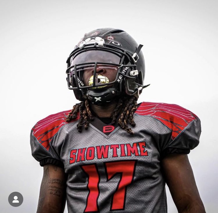 ShowtimePrep's tweet photo. Coaches our roster is STACKED with impact players!!

🚨Ranked #1 Nationally by the National Post Grad Athletic Assoc🚨

🚨2X State Champions🚨

🚨8-2 Record🚨

🚨Only allowed points in THREE of our games🚨

🚨Players with college experience on the field &amp; in the classroom🚨 https://t.co/bpU6h1wYib
