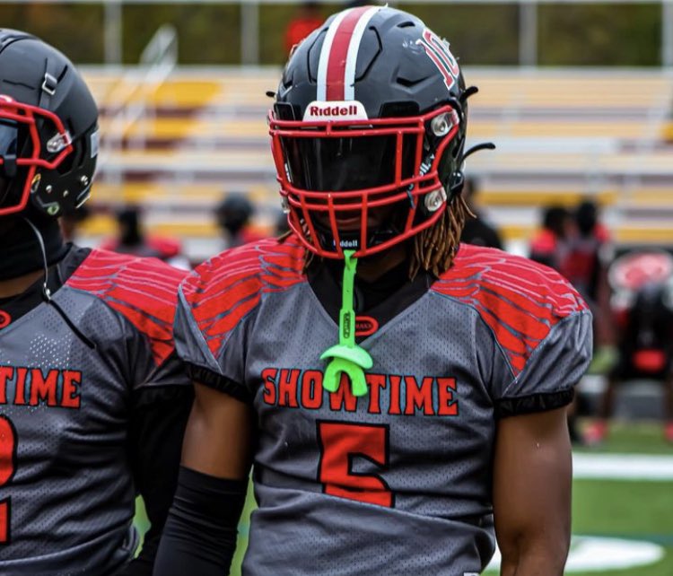 ShowtimePrep's tweet photo. Coaches our roster is STACKED with impact players!!

🚨Ranked #1 Nationally by the National Post Grad Athletic Assoc🚨

🚨2X State Champions🚨

🚨8-2 Record🚨

🚨Only allowed points in THREE of our games🚨

🚨Players with college experience on the field &amp; in the classroom🚨 https://t.co/bpU6h1wYib