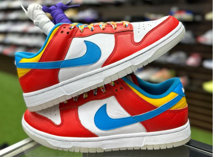 👁️ Sneaker Visionz 👁️ on Twitter "11/8 Undefeated 8AM EST 🤖