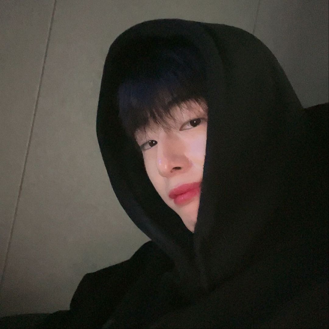 NoirPoland's tweet photo. 221108 | @ https://t.co/vT9G8Fb7nu.heon ig update

[#SIHEON] "Zawsze dziękuję🌈"

NOWY MIXTAPE!! 👉
https://t.co/5R0HDSMUGz https://t.co/pNDgtXBOdo