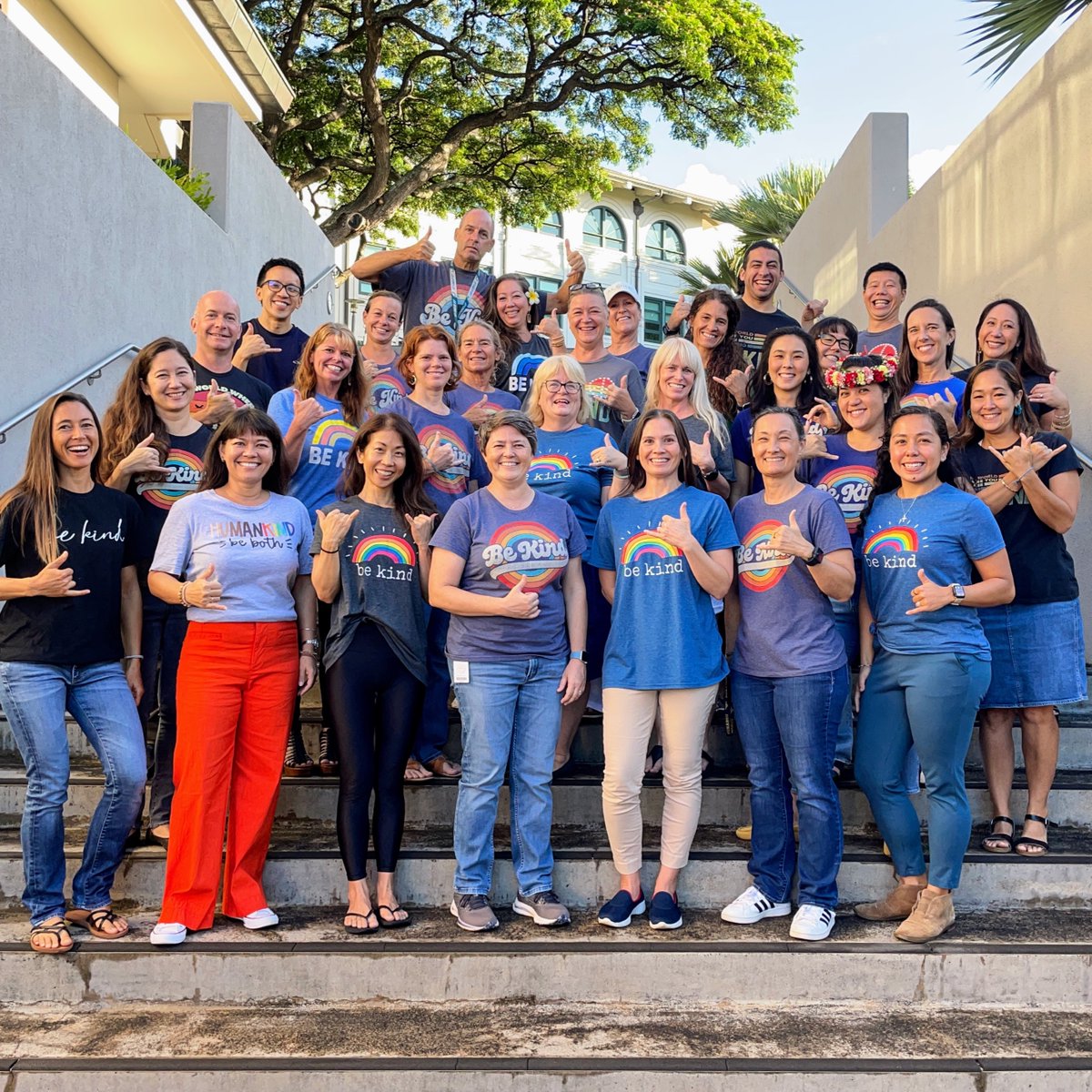 Punahou School tweet media