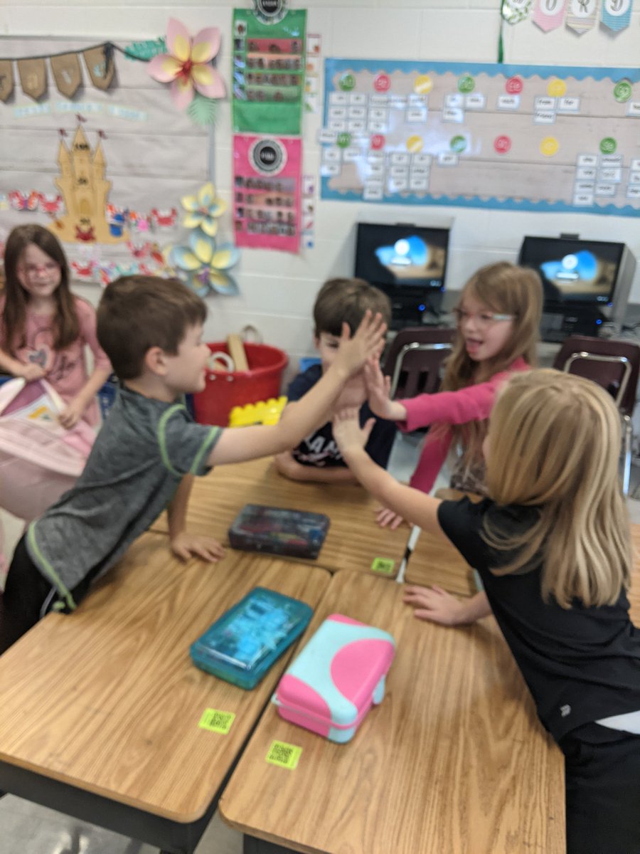 Kelly Hammond tweet media