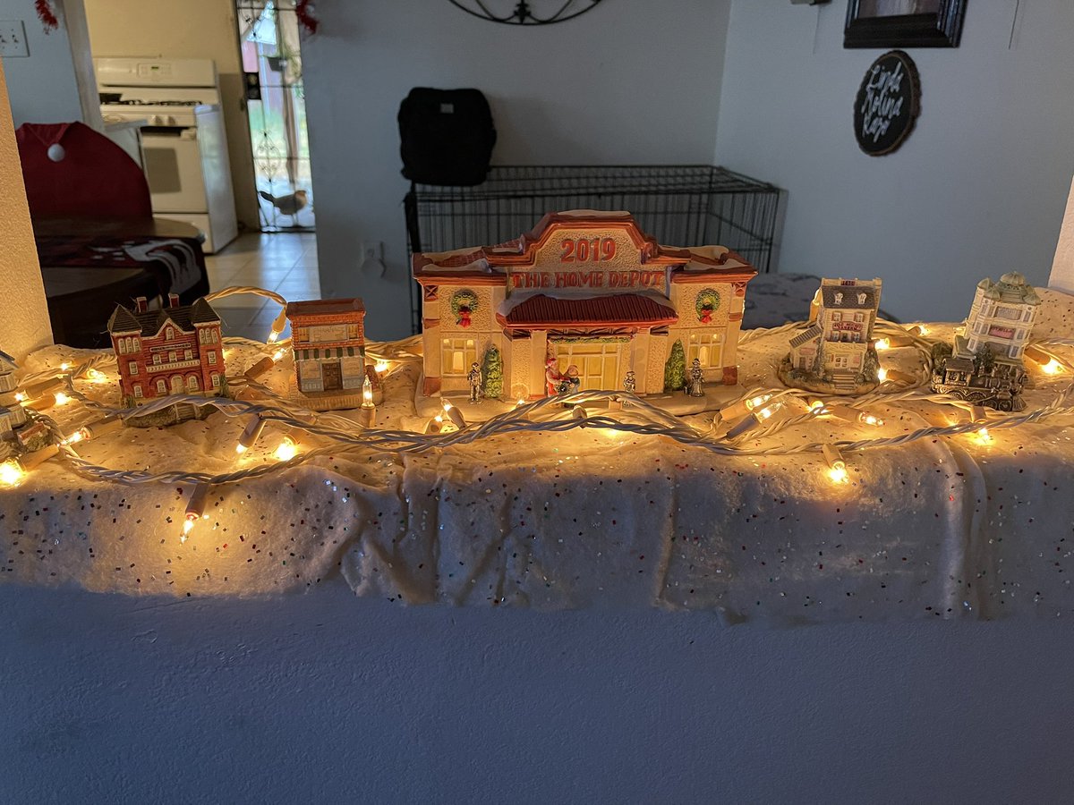 Amy “SnowFlake” Molina tweet media